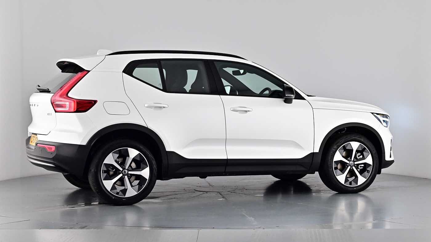 Used Volvo XC40 2025 for sale - 77210241: Photo 77
