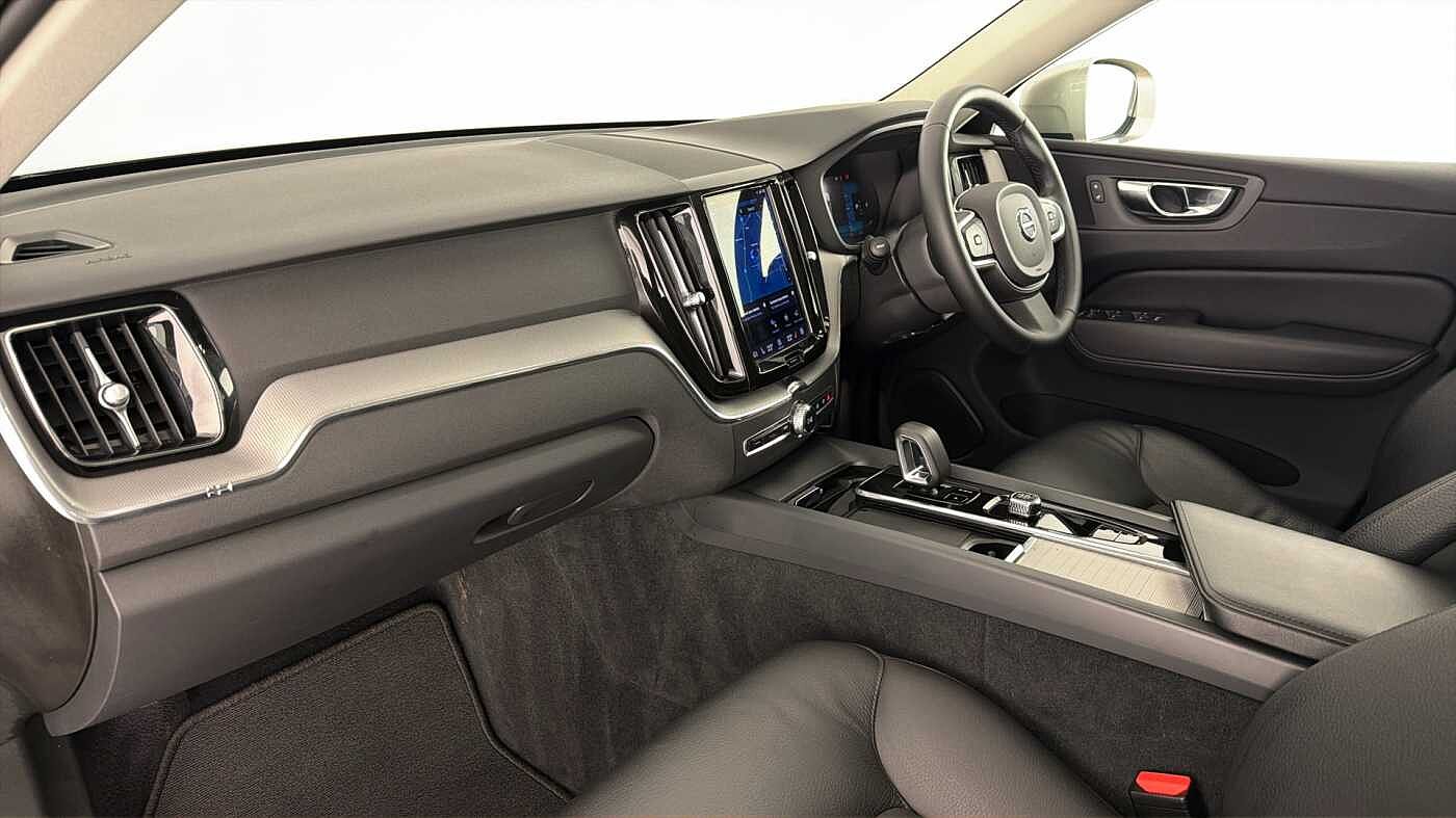 Used Volvo XC60 2022 for sale - 78133518: Photo 3