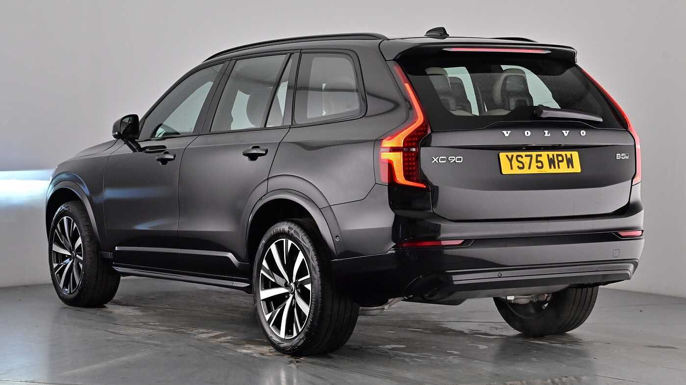 Used Volvo XC90 2025 for sale - 77581376: Photo 2