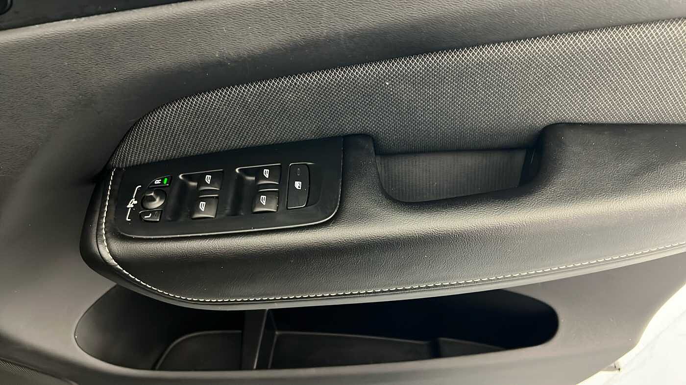 Used Volvo XC60 2021 for sale - 77137718: Photo 33