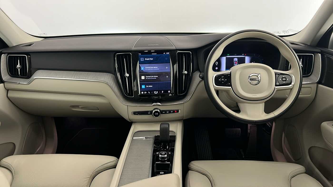 Used Volvo XC60 2023 for sale - 75946685: Photo 11