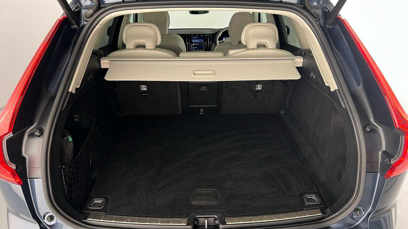 Used Volvo XC60 2023 for sale - 75946685: Photo 14