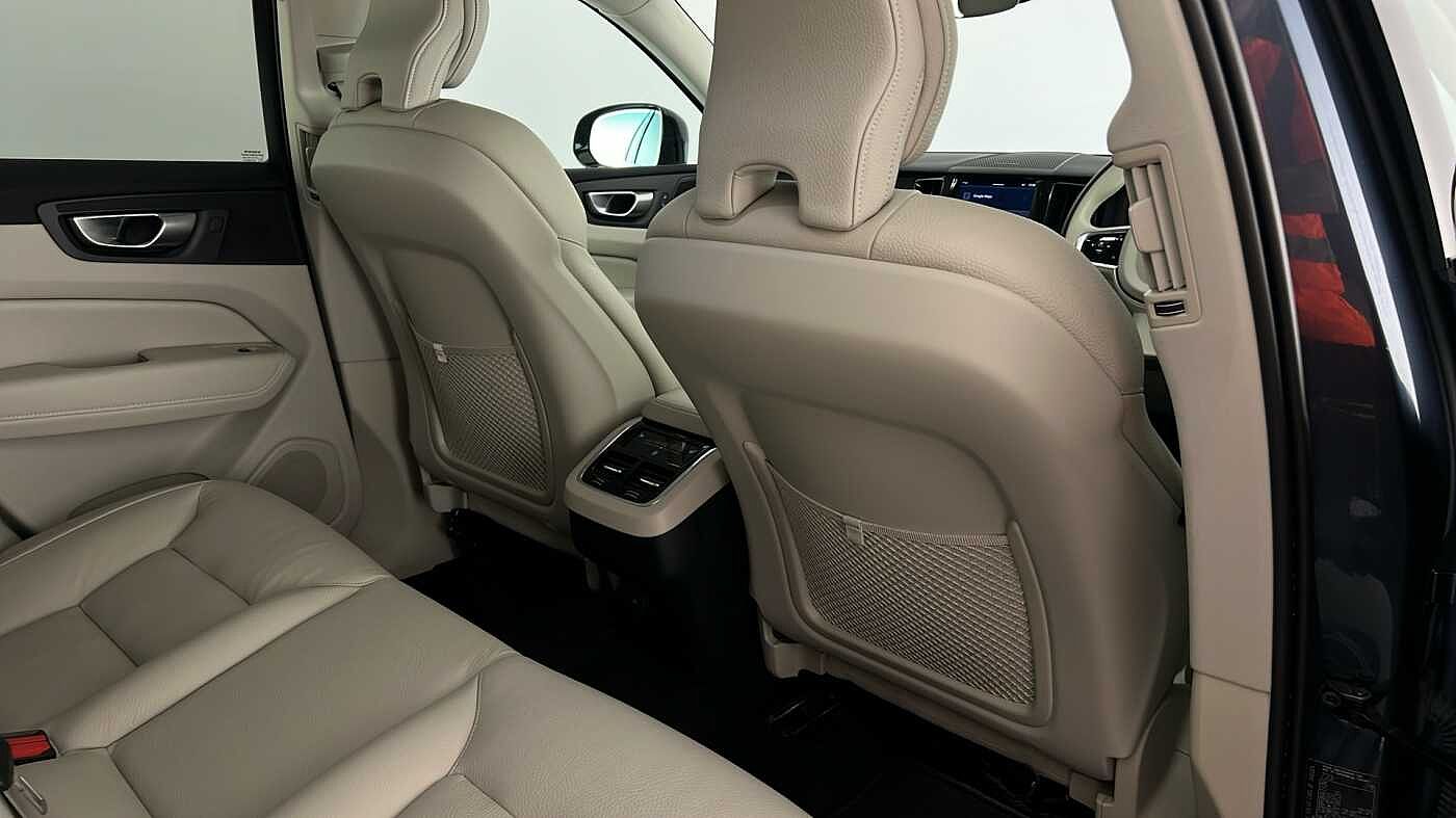 Used Volvo XC60 2023 for sale - 75946685: Photo 15