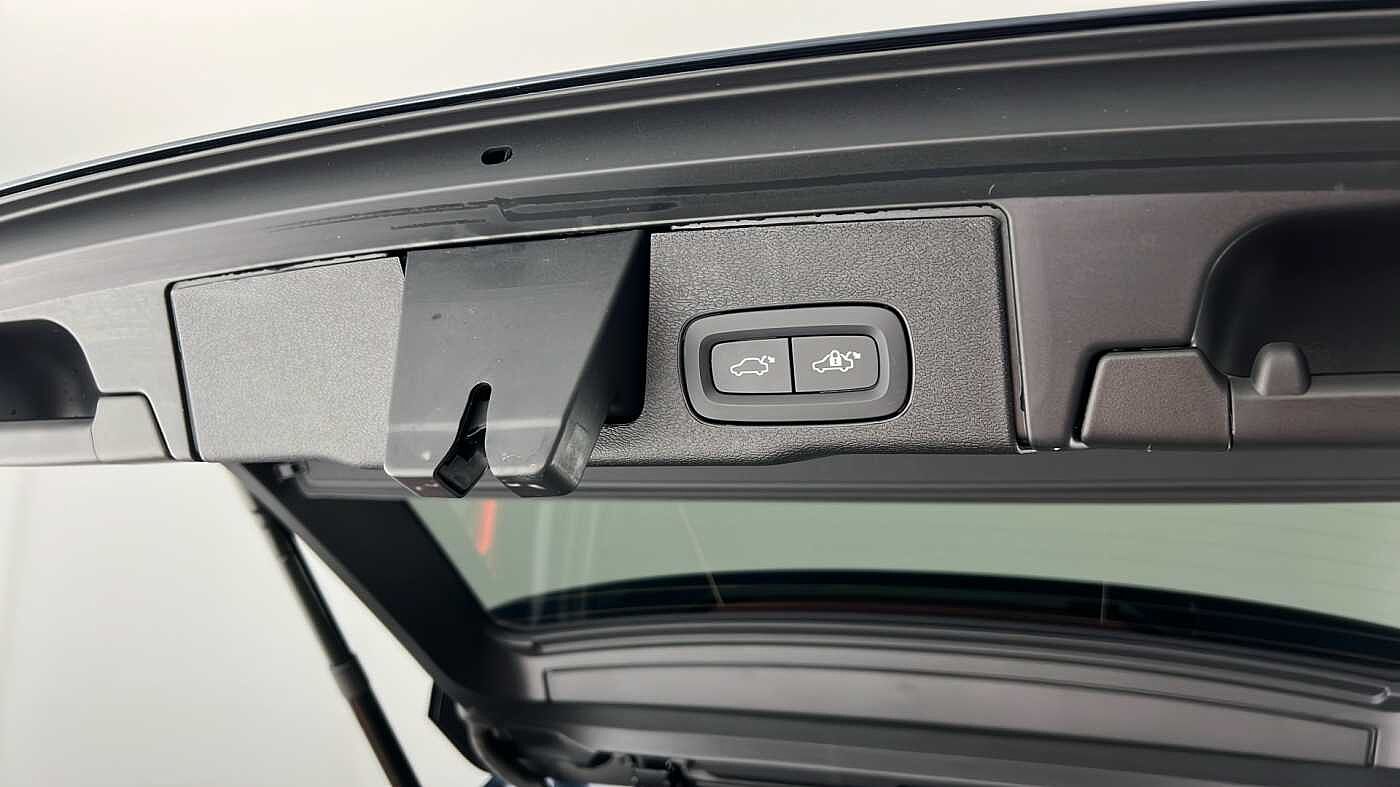 Used Volvo XC60 2023 for sale - 75946685: Photo 24