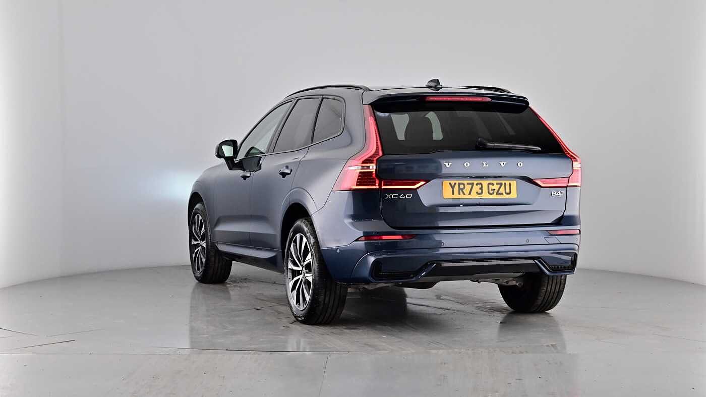 Used Volvo XC60 2023 for sale - 75946685: Photo 60