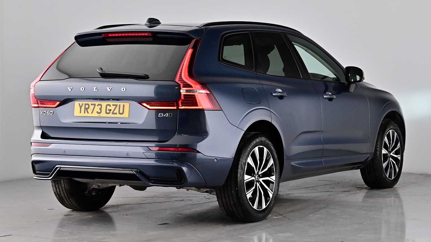Used Volvo XC60 2023 for sale - 75946685: Photo 7