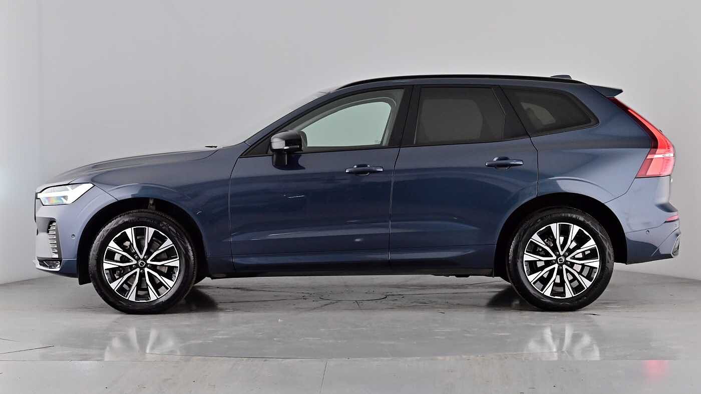 Used Volvo XC60 2023 for sale - 75946685: Photo 8