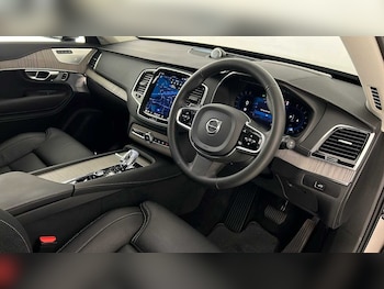 Used Volvo XC90 2024 for sale - 75537315: Photo