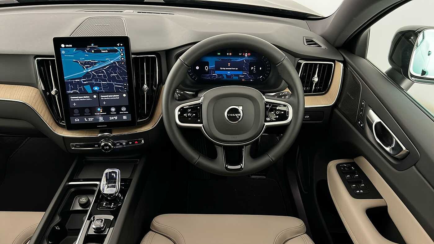 Used Volvo XC60 2025 for sale - 77235502: Photo 11