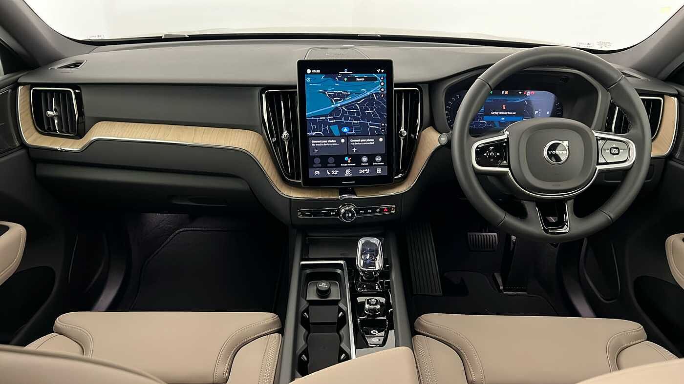 Used Volvo XC60 2025 for sale - 77235502: Photo 12