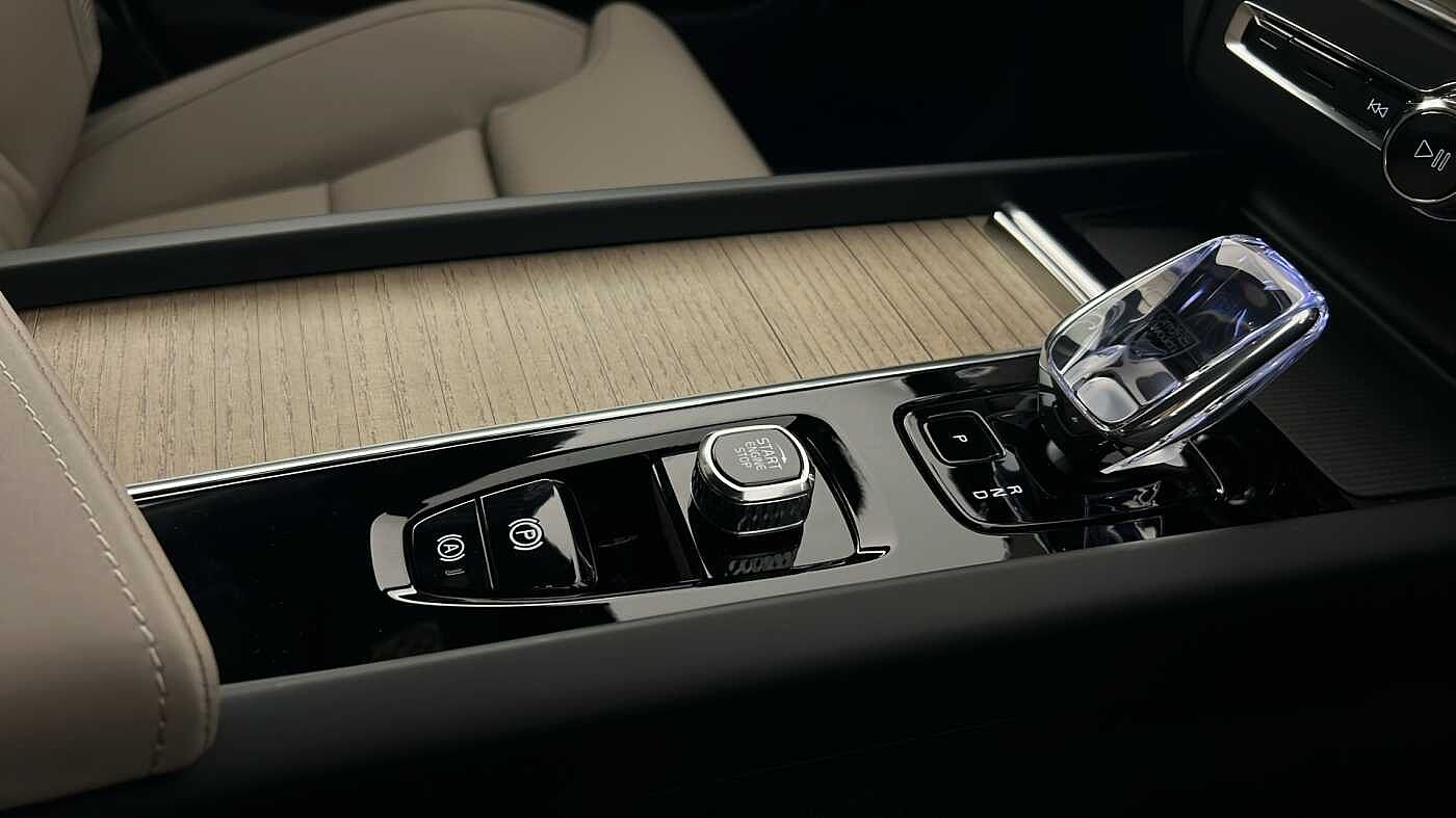 Used Volvo XC60 2025 for sale - 77235502: Photo 14