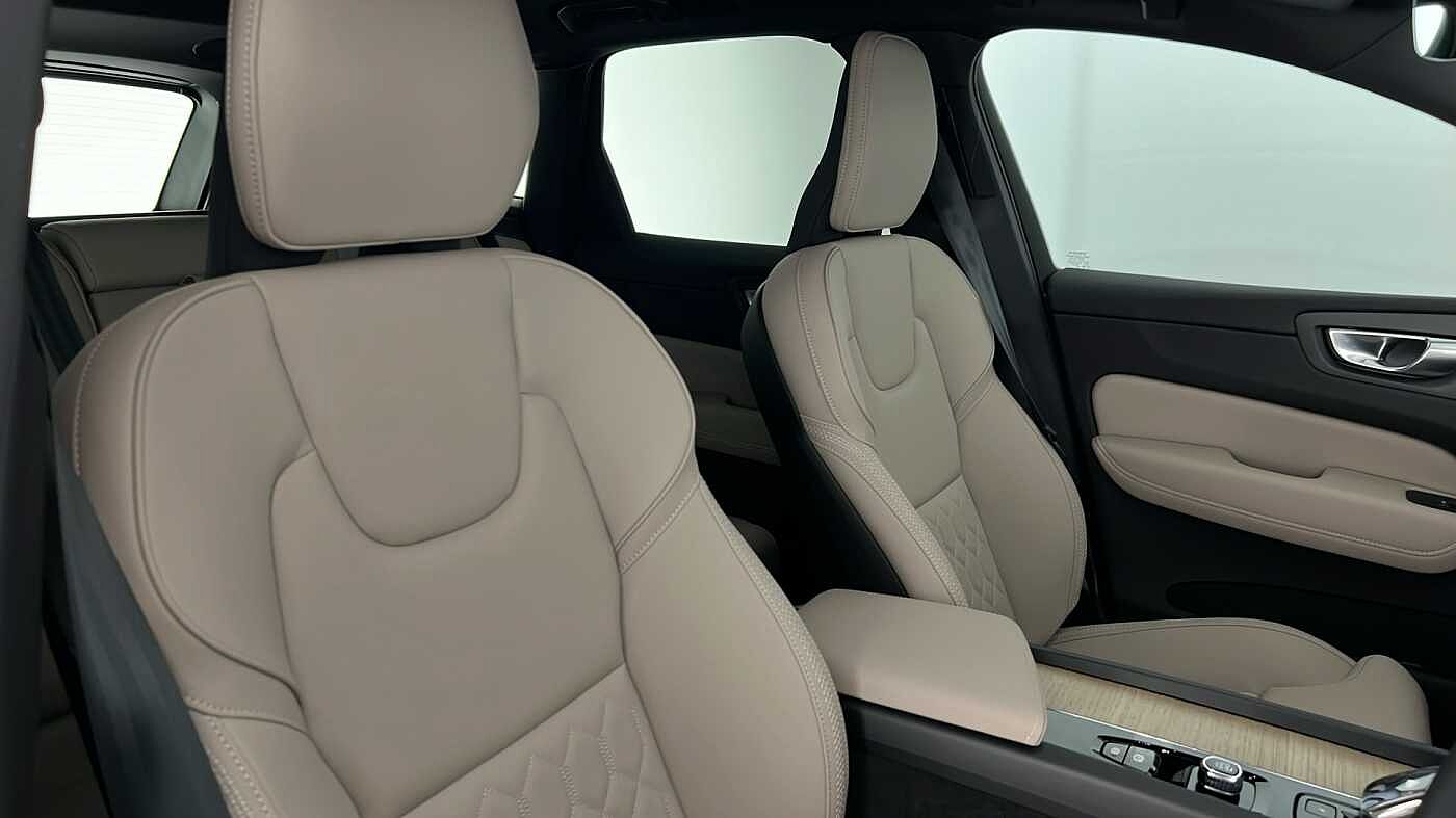 Used Volvo XC60 2025 for sale - 77235502: Photo 34