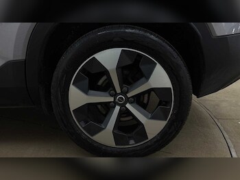 Used Volvo XC40 2025 for sale - 78467840: Photo