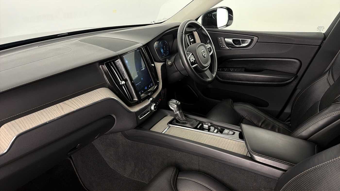 Used Volvo XC60 2018 for sale - 77778418: Photo 3