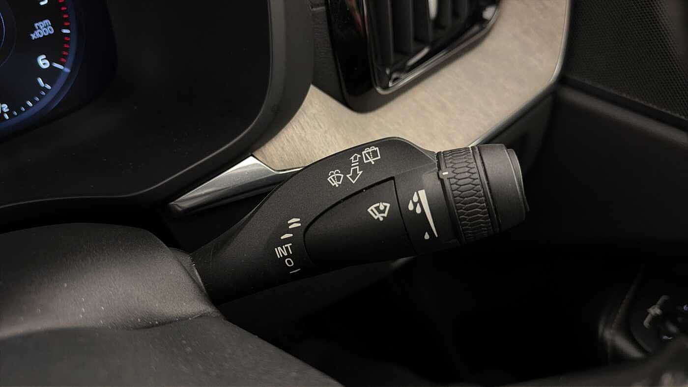 Used Volvo XC60 2018 for sale - 77778418: Photo 36