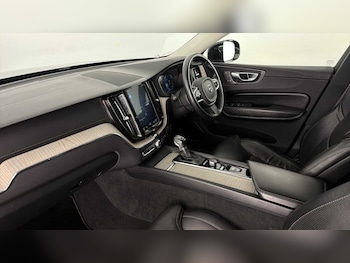 Used Volvo XC60 2018 for sale - 77778418: Photo