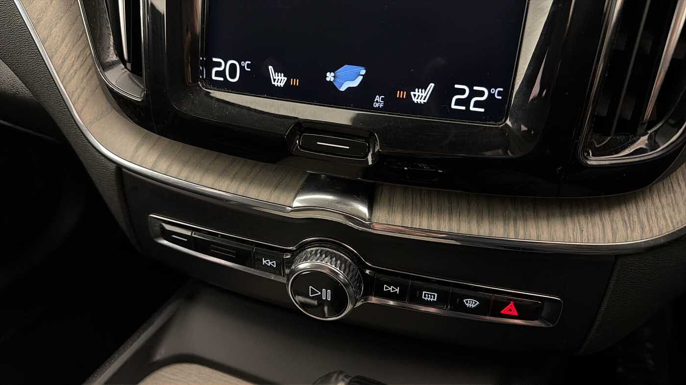 Used Volvo XC60 2018 for sale - 77778418: Photo 41