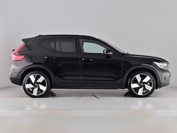 Used Volvo XC40 2022 for sale - 75481177: Photo