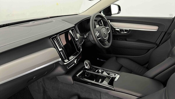 Used Volvo V90 2024 for sale - 75481159: Photo 9