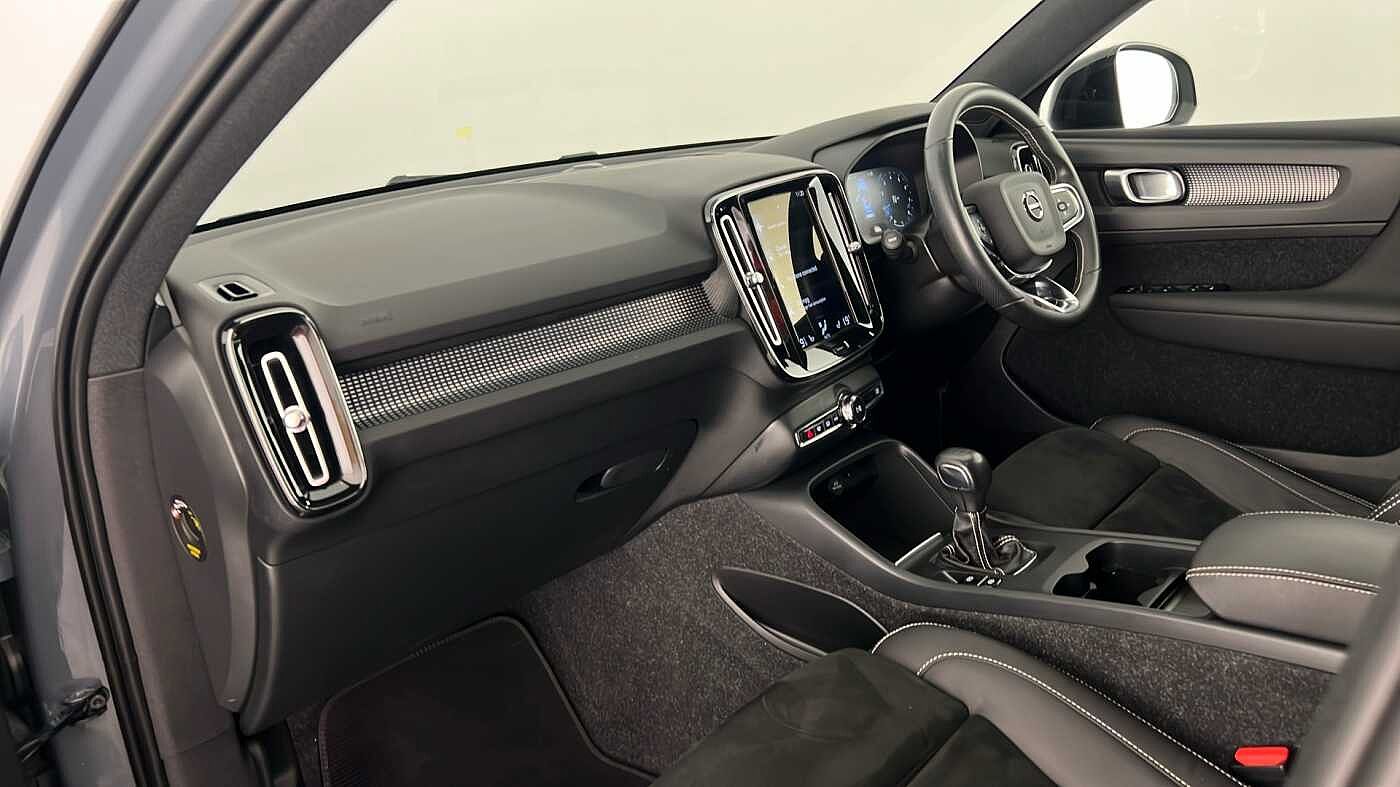 Used Volvo XC40 2021 for sale - 76023201: Photo 10