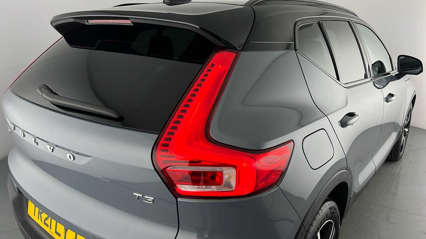 Used Volvo XC40 2021 for sale - 76023201: Photo 28