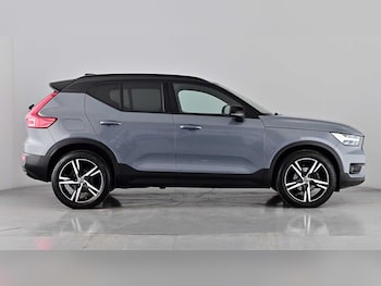 Used Volvo XC40 2021 for sale - 76023201: Photo