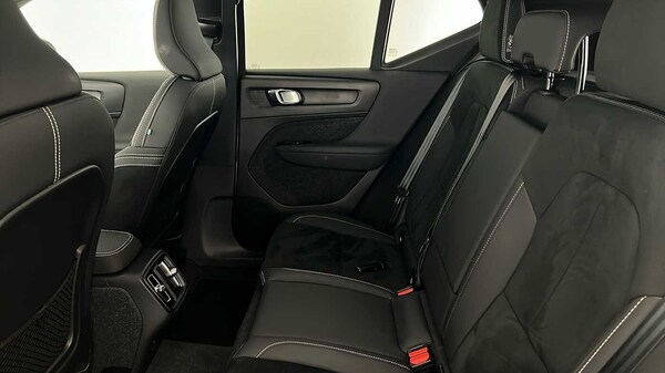 Used Volvo XC40 2024 for sale - 76172305: Photo 13