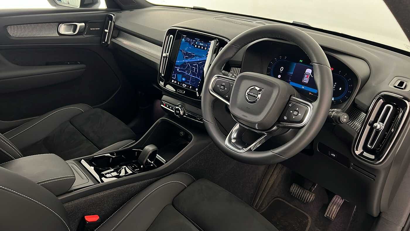 Used Volvo XC40 2024 for sale - 76172305: Photo 16