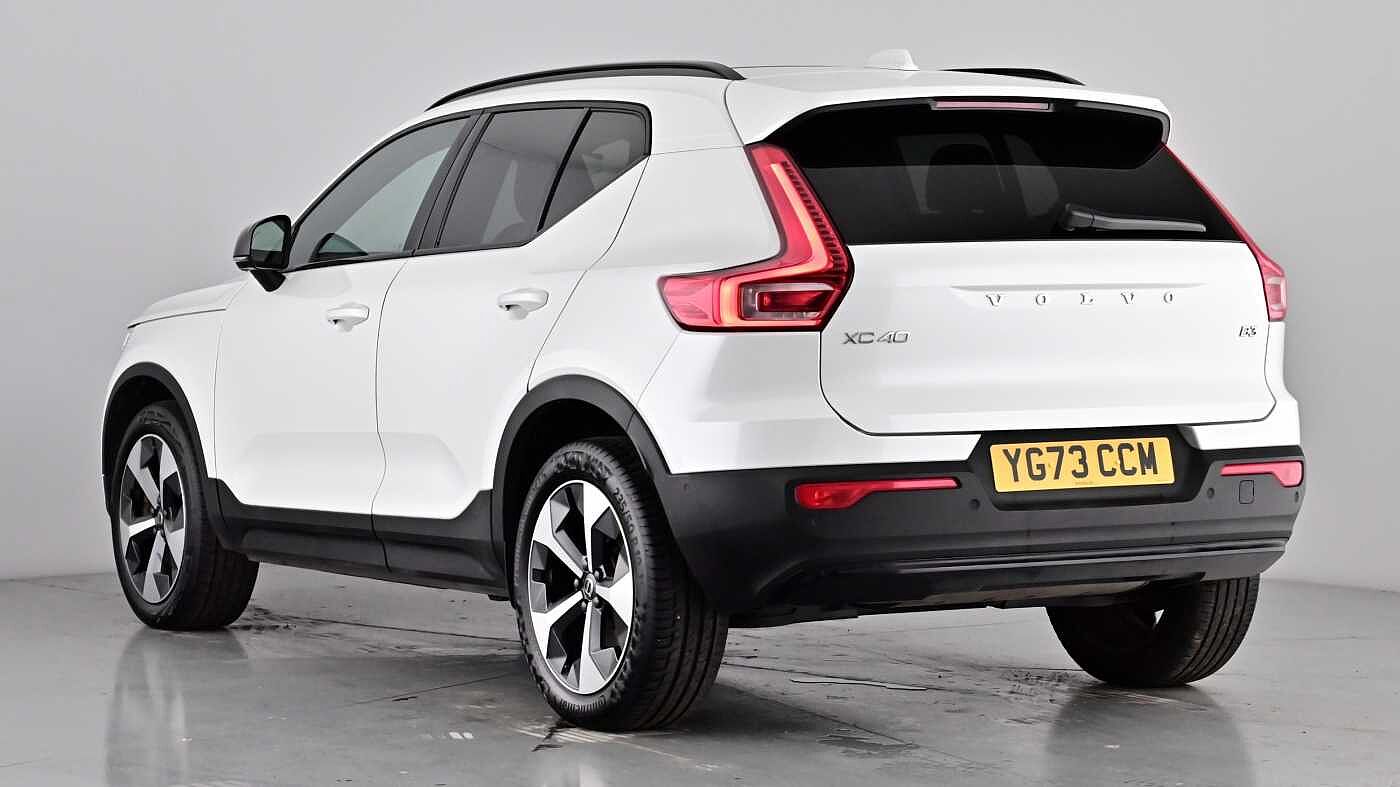 Used Volvo XC40 2024 for sale - 76172305: Photo 2