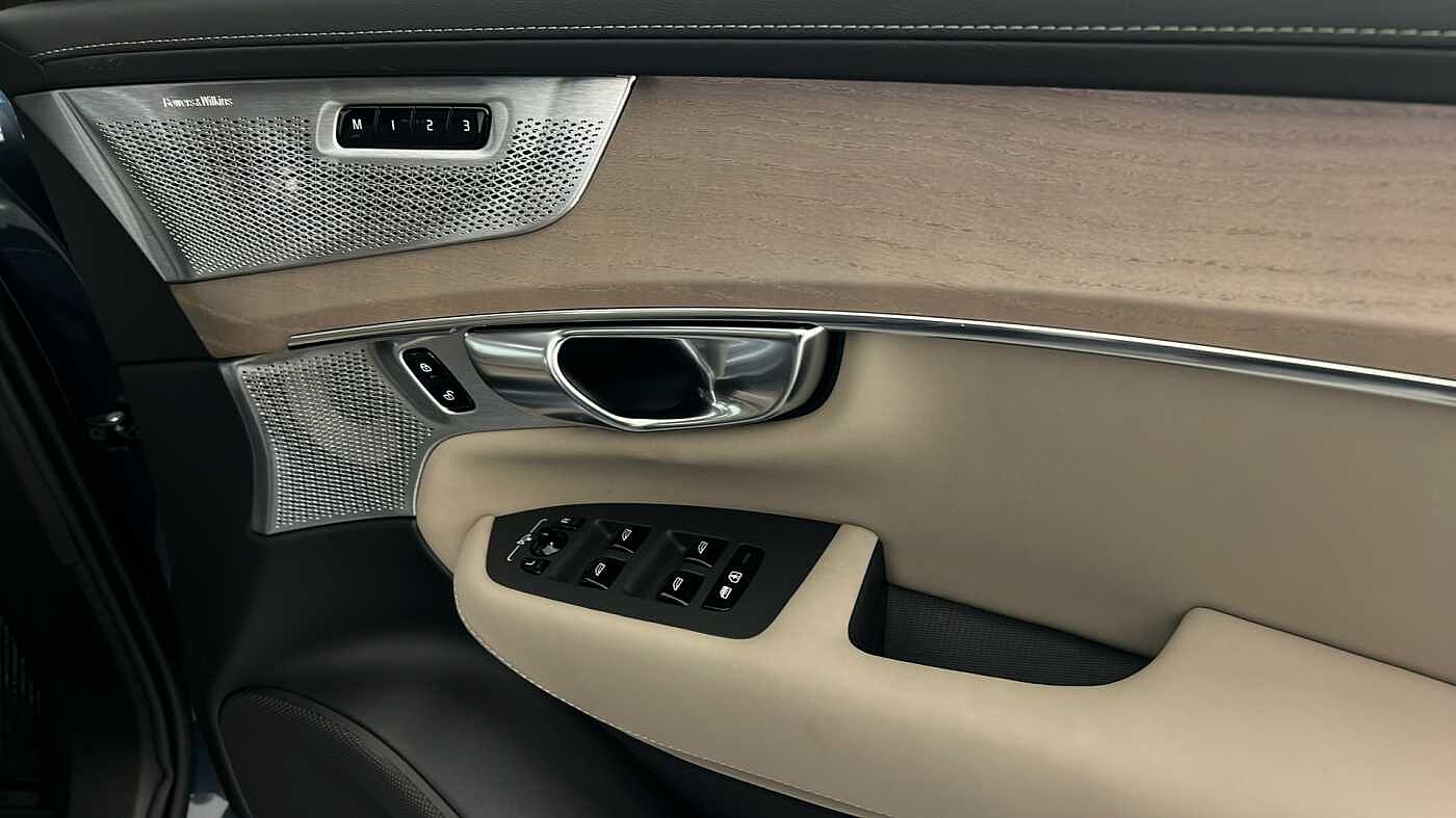 Used Volvo XC90 2025 for sale - 76384393: Photo 32