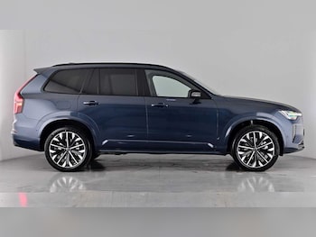 Used Volvo XC90 2025 for sale - 76384393: Photo