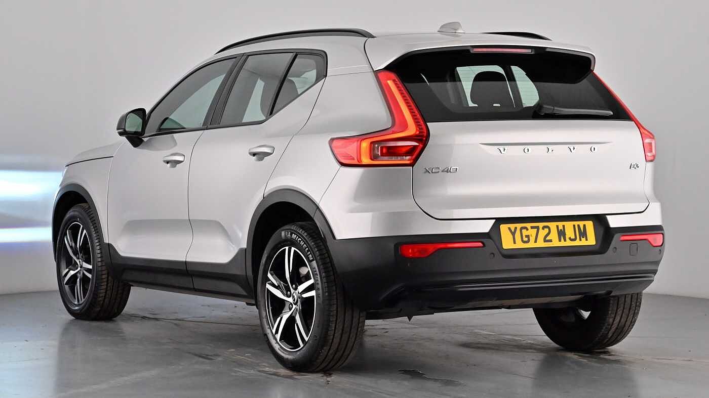 Used Volvo XC40 2022 for sale - 77151420: Photo 2