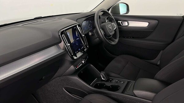 Used Volvo XC40 2021 for sale - 76172464: Photo 10