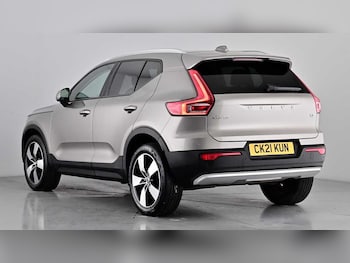 Used Volvo XC40 2021 for sale - 76172464: Photo 2