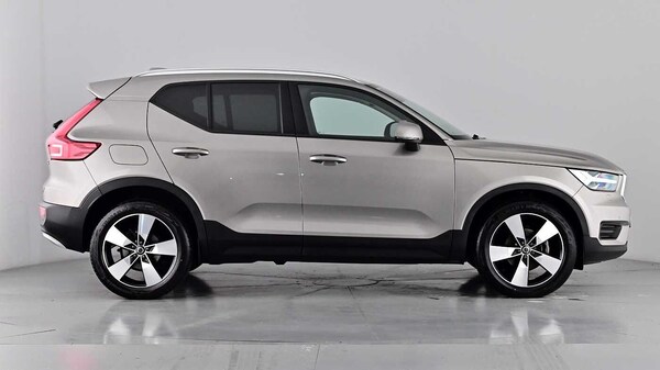 Used Volvo XC40 2021 for sale - 76172464: Photo 3