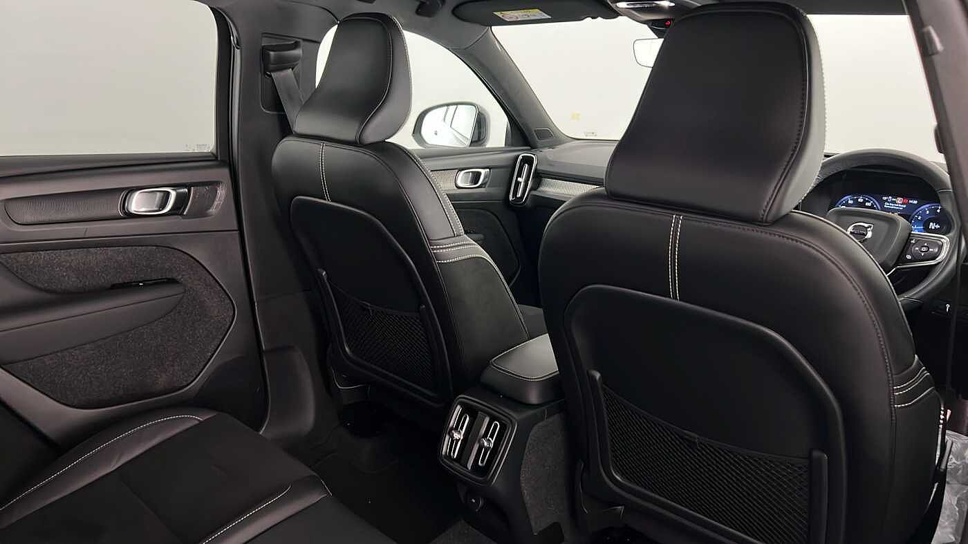 Used Volvo XC40 2021 for sale - 76404689: Photo 32