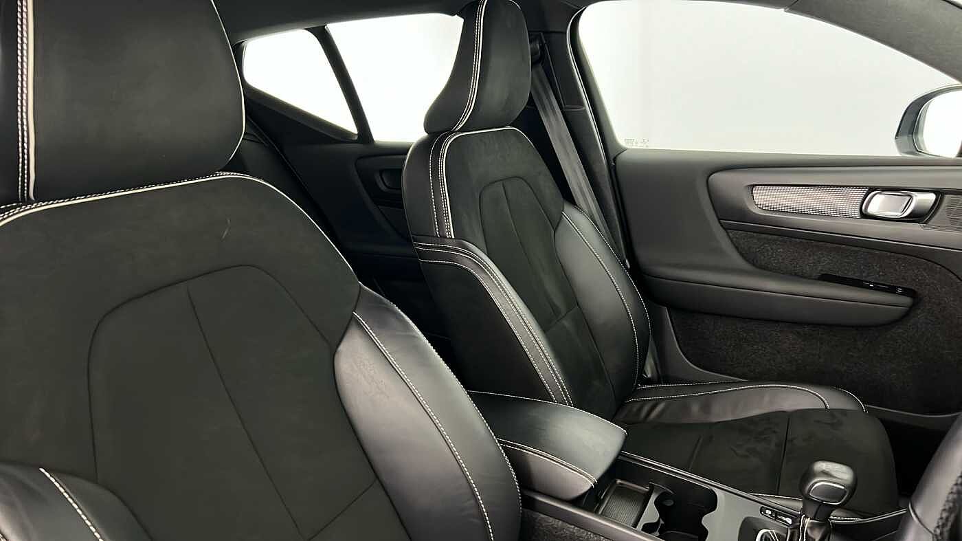 Used Volvo XC40 2021 for sale - 76404689: Photo 35