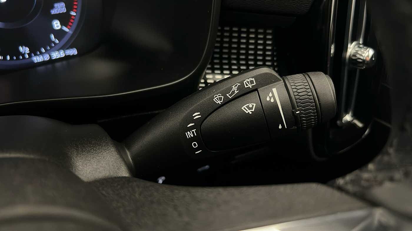 Used Volvo XC40 2021 for sale - 76404689: Photo 38