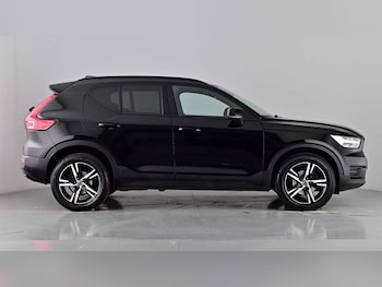Used Volvo XC40 2021 for sale - 76404689: Photo