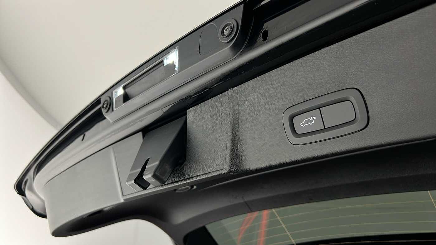 Used Volvo XC40 2021 for sale - 76404689: Photo 46