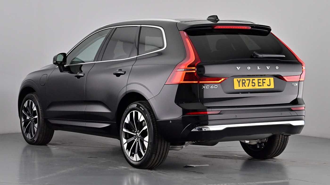 Used Volvo XC60 2025 for sale - 78123080: Photo 2