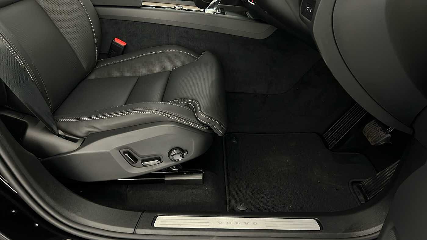 Used Volvo XC60 2025 for sale - 78123080: Photo 34