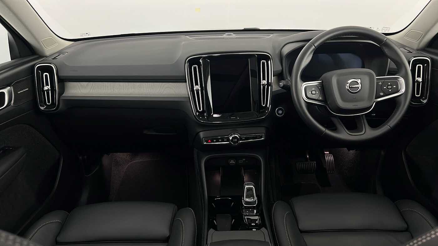 Used Volvo XC40 2025 for sale - 77035873: Photo 11