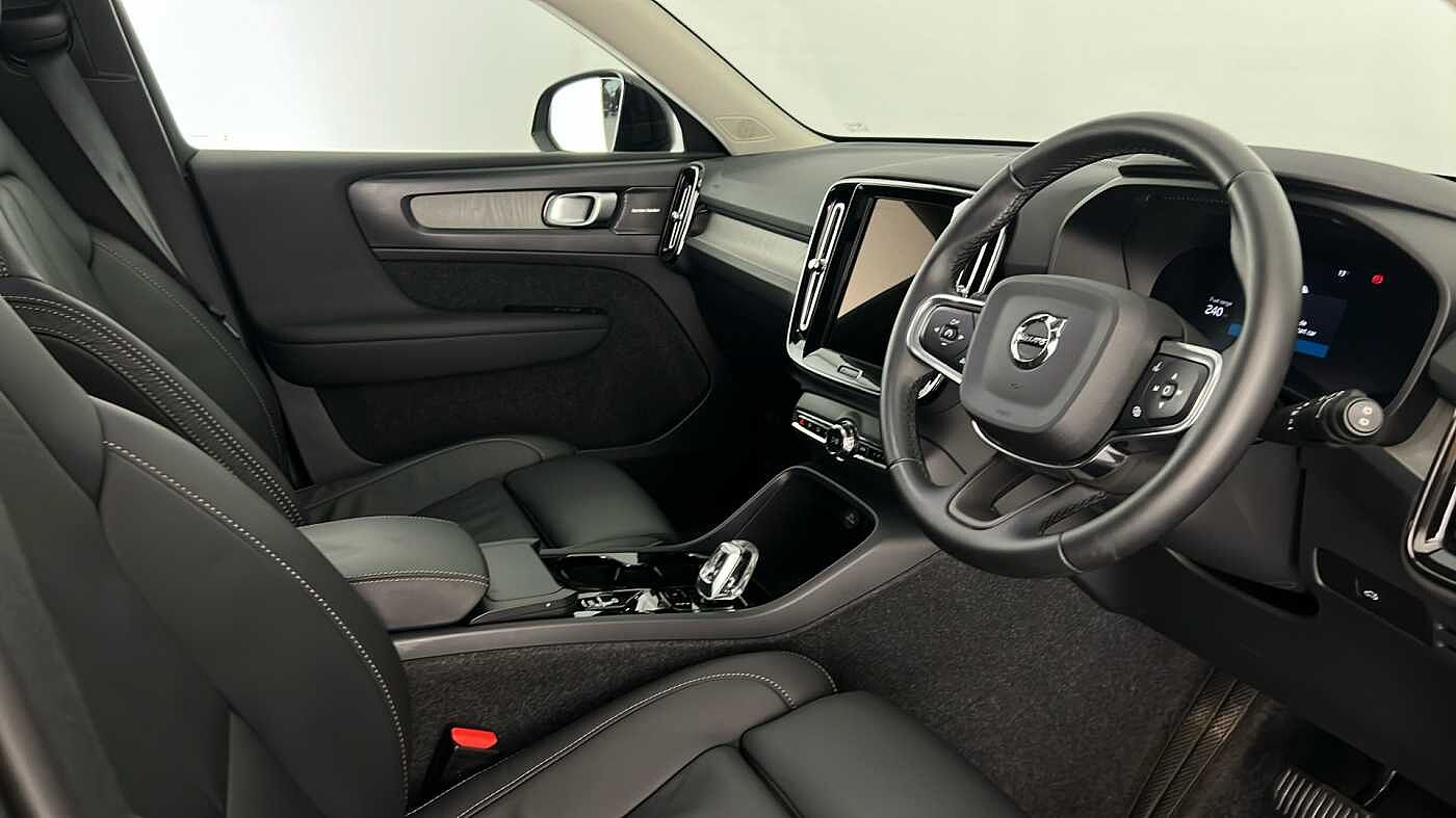 Used Volvo XC40 2025 for sale - 77035873: Photo 13