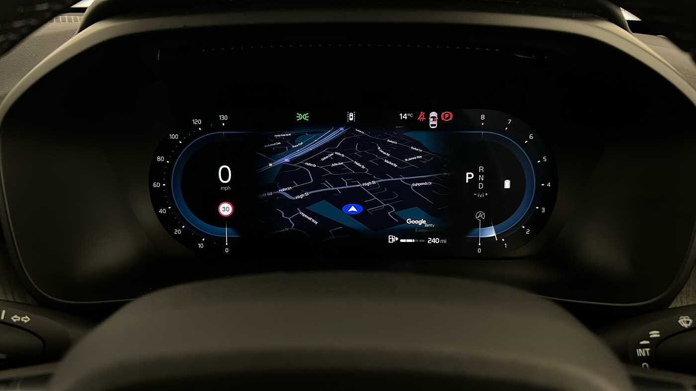 Used Volvo XC40 2025 for sale - 77035873: Photo 15