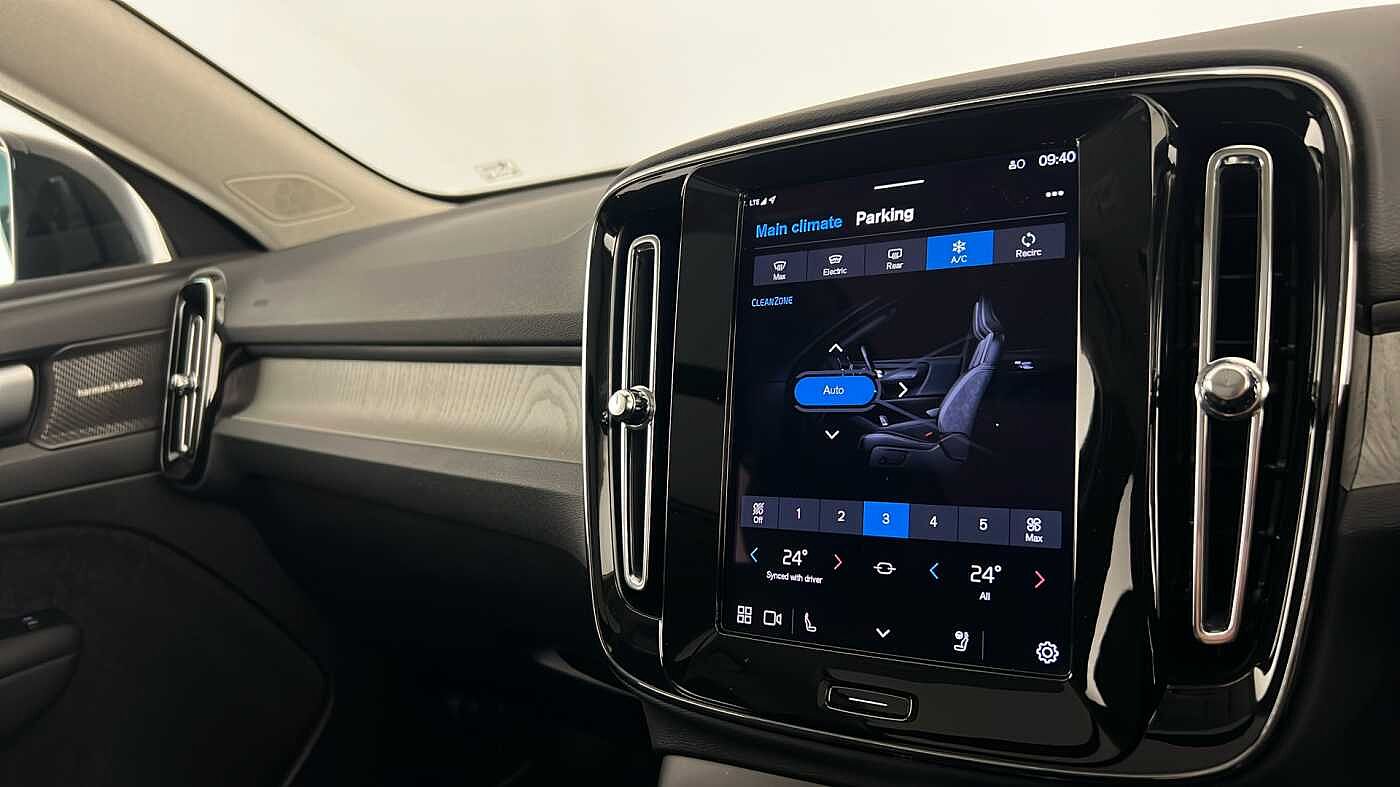 Used Volvo XC40 2025 for sale - 77035873: Photo 16