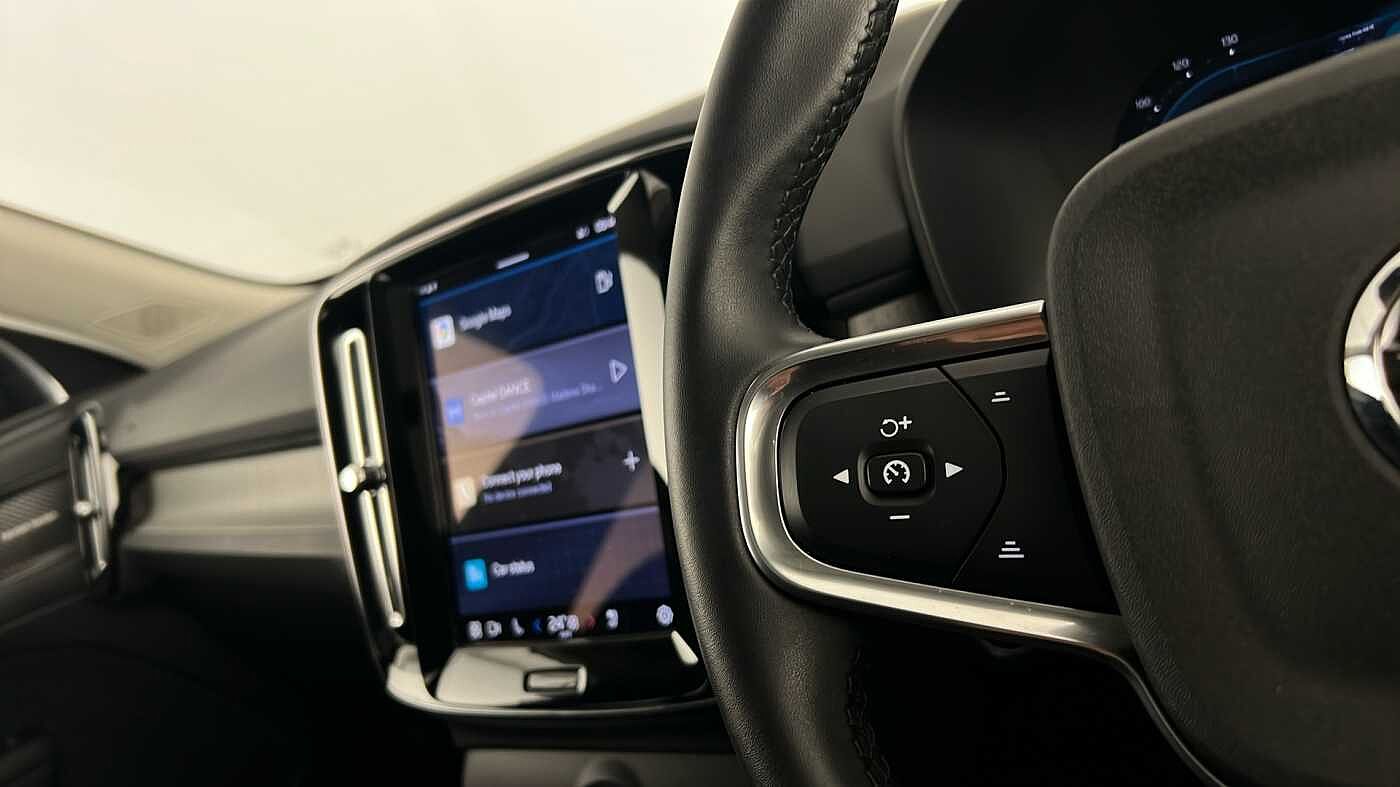 Used Volvo XC40 2025 for sale - 77035873: Photo 17