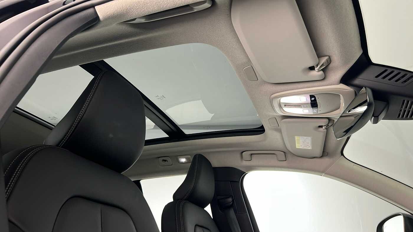 Used Volvo XC40 2025 for sale - 77035873: Photo 25