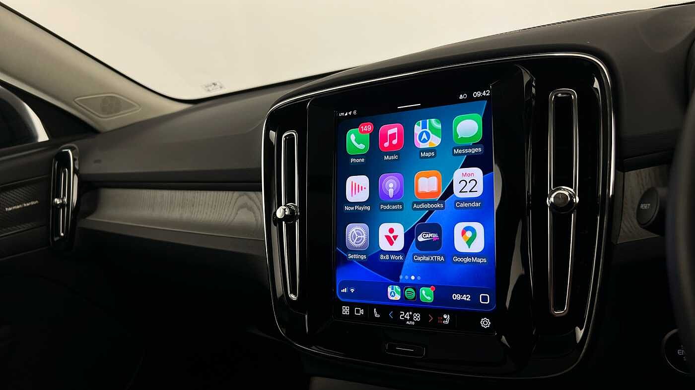 Used Volvo XC40 2025 for sale - 77035873: Photo 30