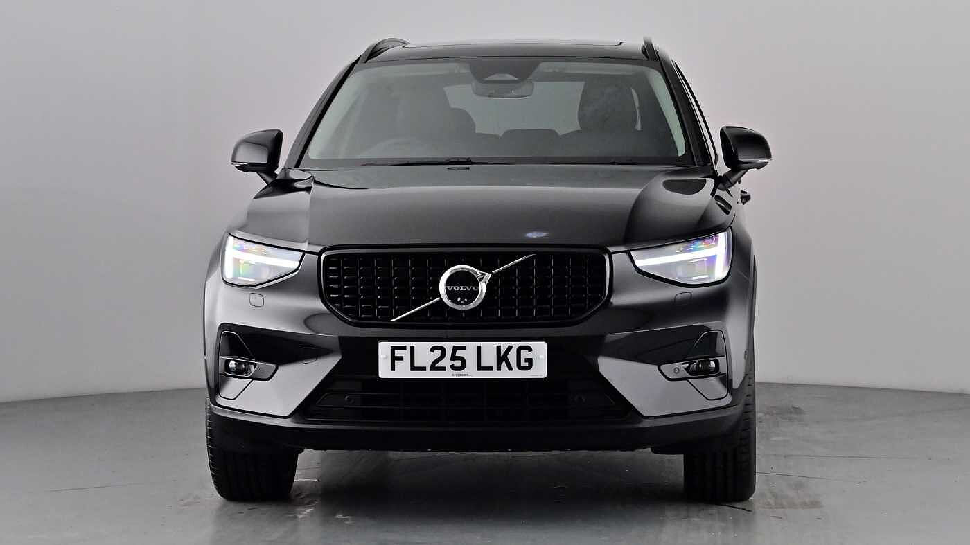 Used Volvo XC40 2025 for sale - 77035873: Photo 9